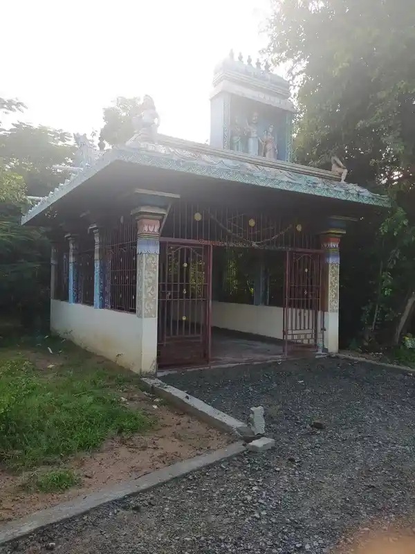 Arulmigu Palakulathu Ayyanar Temple, Sadayarkoil - 614001 அருள்மிகு பழங்குளத்து அய்யனார் திருக்கோயில், Sadayarkoil - 614001, Thanjavur - Ancient Temple Architecture and History Image 6