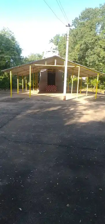 Arulmigu Palamarathamman Temple, Alagapuri - 625501 அருள்மிகு பாலமரத்தம்மன் திருக்கோயில், Alagapuri - 625501, Madurai - Ancient Temple Architecture and History Image 2