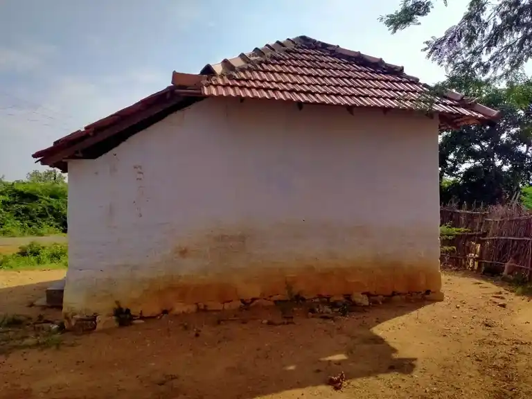 Arulmigu Palani Aandavar Temple, Pudhur (Kalaiyapatty) - 621313 அருள்மிகு பழனி ஆண்டவர் திருக்கோயில்,  - 621313, Karur - Ancient Temple Architecture and History Image 3