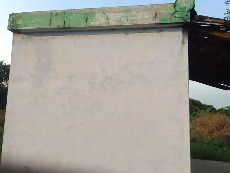 Arulmigu Palani Aandavar Temple, Varavanai - 621301 அருள்மிகு பழனி ஆண்டவர் திருக்கோயில், Varavanai - 621301, Karur - Ancient Temple Architecture and History Image 5