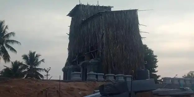 Arulmigu Palani Andavar Temple, Elavampalayam, Eranapuram - 637103 அருள்மிகு பழனியாண்டவர் திருக்கோயில், Elavampalayam, Eranapuram - 637103, Salem - Ancient Temple Architecture and History Image 4