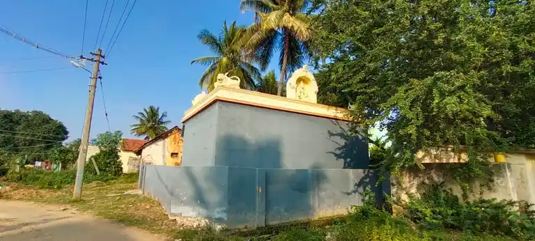 Arulmigu Palayamathagiri Uttamakaragam Temple, Mathigiri - 635110 அருள்மிகு பழைய மத்திகிரி உத்தம கரகம் திருக்கோயில், Mathigiri - 635110, Krishnagiri - Ancient Temple Architecture and History Image 3
