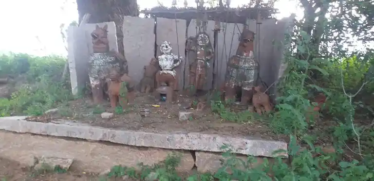 Arulmigu Palayamkotai Mariamman Temple And Muniyappa Swamy Temple, Palayam - 624620 அருள்மிகு பாளையம் கோட்டை மாரியம்மன் கோயில், Palayam - 624620, Dindigul - Ancient Temple Architecture and History Image 11