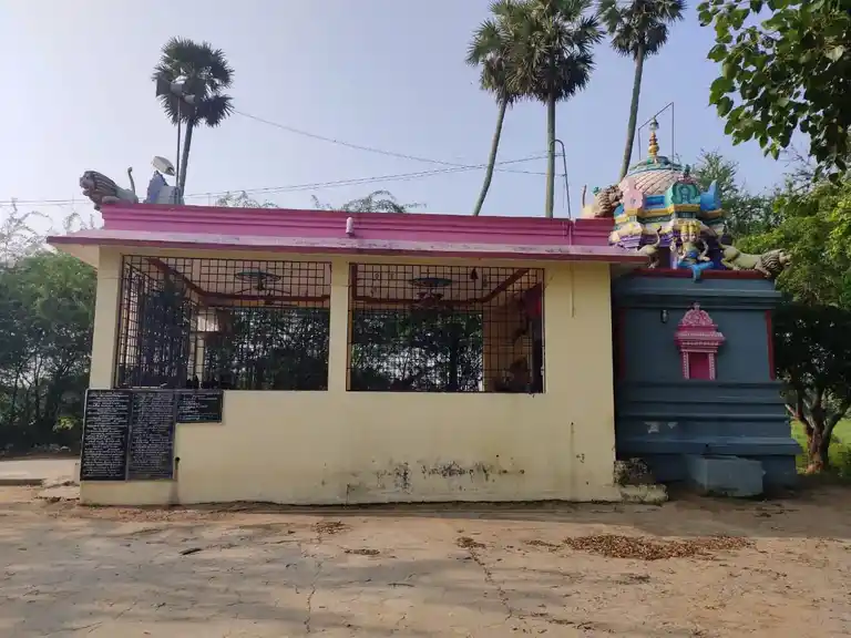 Arulmigu Palayathamman Temple, Collector Office, Thiruparuthikundram - 631501 அருள்மிகு பாளையத்தம்மன் திருக்கோயில், Collector Officethiruparuthikundram, Thiruparuthikundram - 631501, Kancheepuram - Ancient Temple Architecture and History Image 2