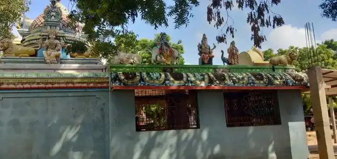 Arulmigu Pallari Mariyamman Temple, Pappakkapatti - 639119 அருள்மிகு பள்ளர் மாரியம்மன் திருக்கோயில், Pappakkapatti - 639119, Karur - Ancient Temple Architecture and History Image 3