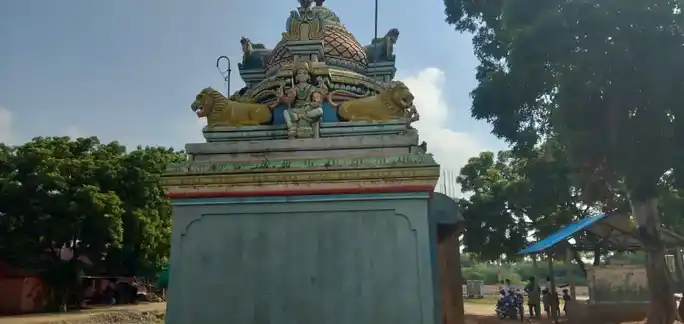 Arulmigu Pallari Mariyamman Temple, Pappakkapatti - 639119 அருள்மிகு பள்ளர் மாரியம்மன் திருக்கோயில், Pappakkapatti - 639119, Karur - Ancient Temple Architecture and History Image 4
