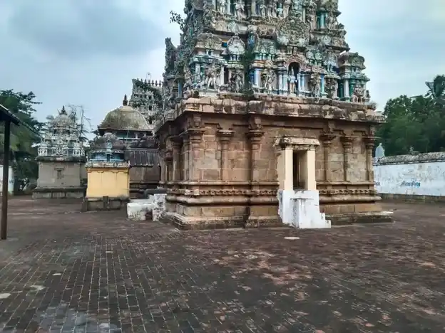 Arulmigu Pallavaneswara Swmy Temple, Pallavanam - 609105 Temple