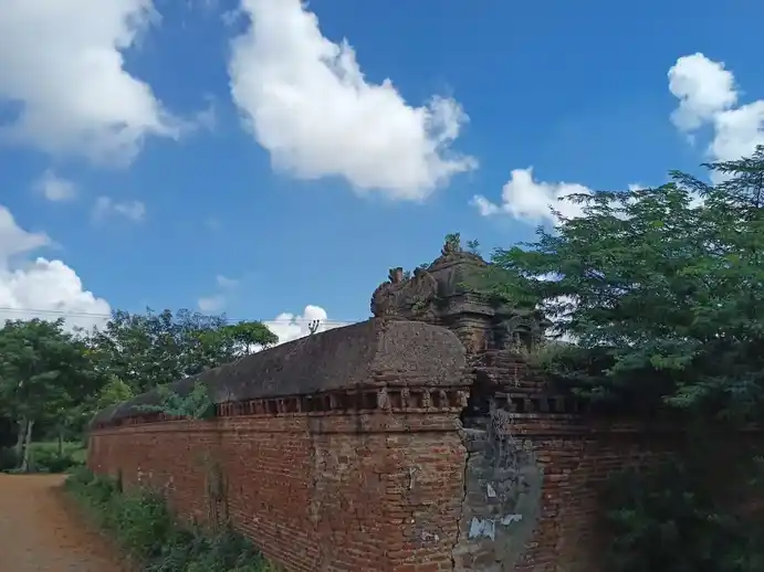 Arulmigu Palli Konda Perumal Temple, Nellithopu - 612903 அருள்மிகு பள்ளிகொண்ட பெருமாள் திருக்கோயில், நெல்லிதோப்பு - 612903, Ariyalur - Ancient Temple Architecture and History Image 3