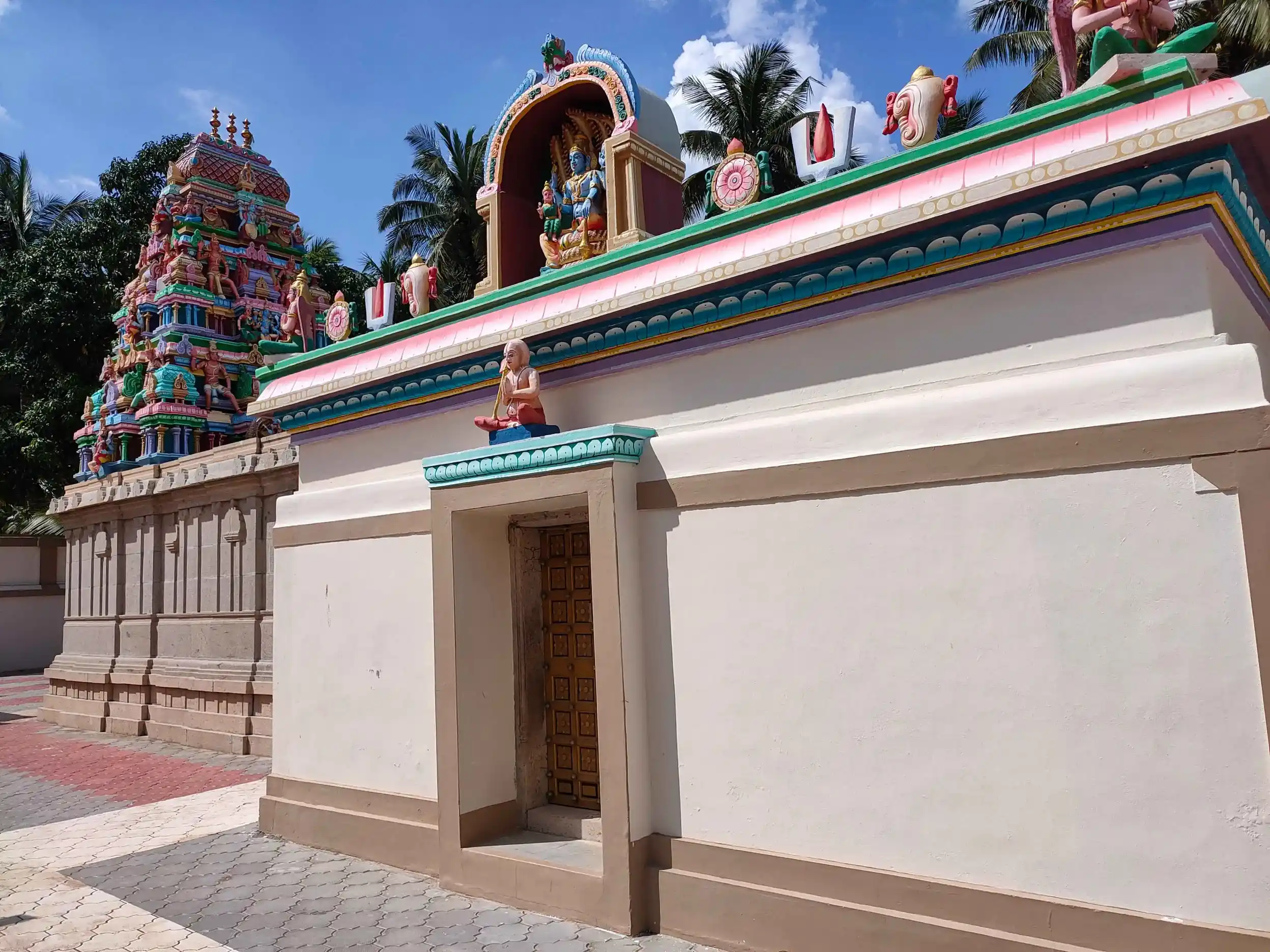 Arulmigu Pallikondaperumal Temple, Kullam Palayam, Vavipalayam - 641671 அருள்மிகு பள்ளிகொண்டபெருமாள் திருக்கோயில், Vavipalayam - 641671, Tiruppur - Ancient Temple Architecture and History Image 4