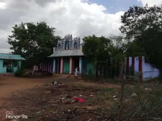 Arulmigu Pambalamman Temple, Inside The Santhai, Pamputemplesanthai - 627855