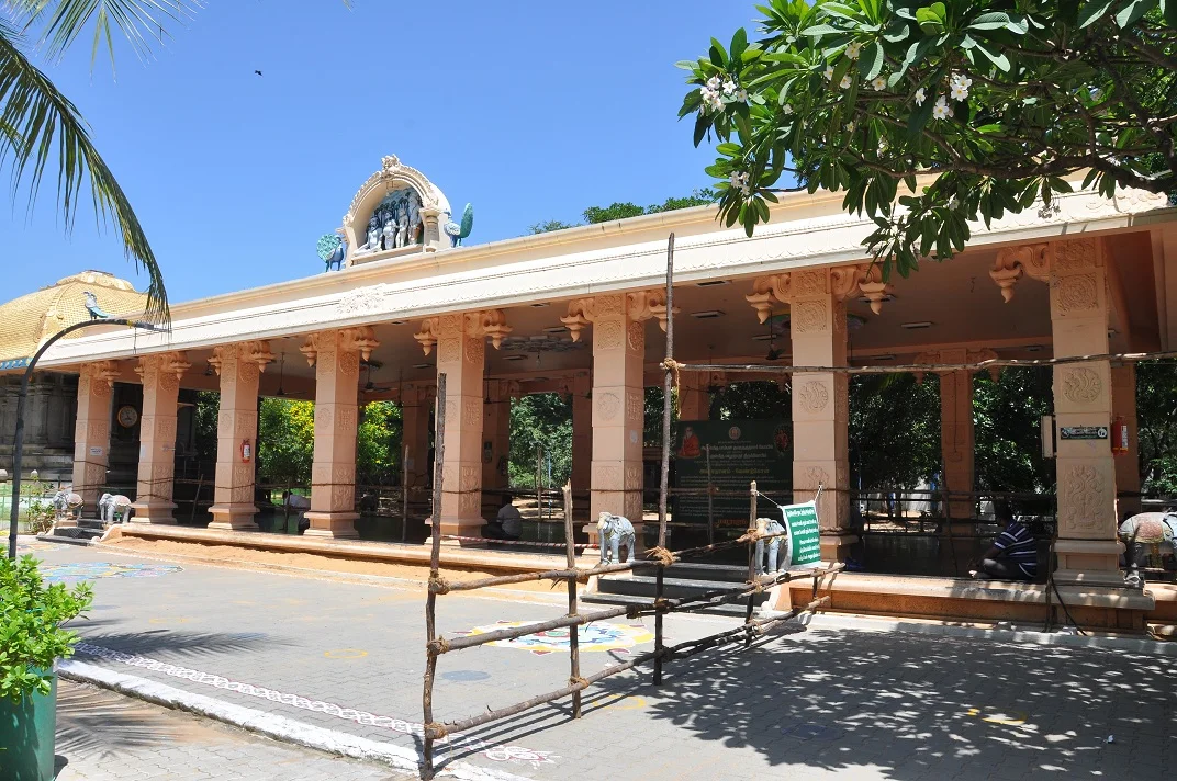 அருள்மிகு மயூரநாதர் என்கிற பாம்பன் குமரகுருதாசர் திருக்கோயில், திருவான்மியூர், சென்னை - 600041 - Main View