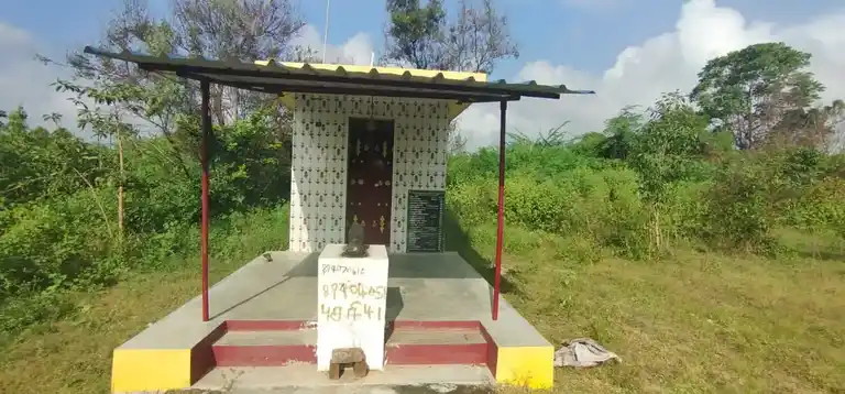Arulmigu Pampaatiyappar Temple, Lakkinayakanpatti - 635654 அருள்மிகு பாம்பாட்டியப்பர் திருக்கோயில், லக்கினாயக்கன் பட்டி - 635654, Thirupathur - Ancient Temple Architecture and History Image 4