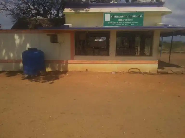 Arulmigu Pampalamman Temple, Lakshmanapatti, Mahathanapuram South - 639128 அருள்மிகு பாம்பாளம்மன் திருக்கோயில், Lakshmanapatti, Mahathanapuram South - 639128, Karur - Ancient Temple Architecture and History Image 2