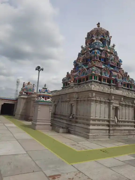 Arulmigu Pampalankara Swamy Temple, Punjaikolanalli, Kodumudi - 638154 Temple