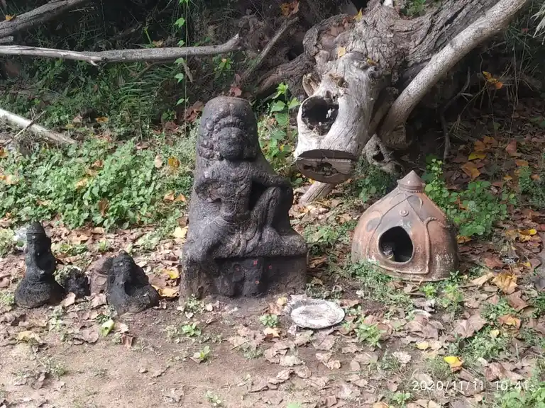 Arulmigu Panaivayal Ayyanar Temple, Madhukaranpatti - 621305 Arulmigu Panaivayal ayyanar Temple, Madhukaranpatti - 621305, Thiruchirappalli - Ancient Temple Architecture and History Image 3