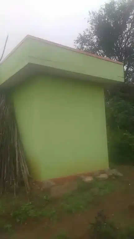 Arulmigu Panda Anjaneya Swamy, Gopachandram - 635107 அருள்மிகு பண்ட ஆஞ்சநேயசாமி திருக்கோயில், Gopachandram - 635107, Krishnagiri - Ancient Temple Architecture and History Image 3