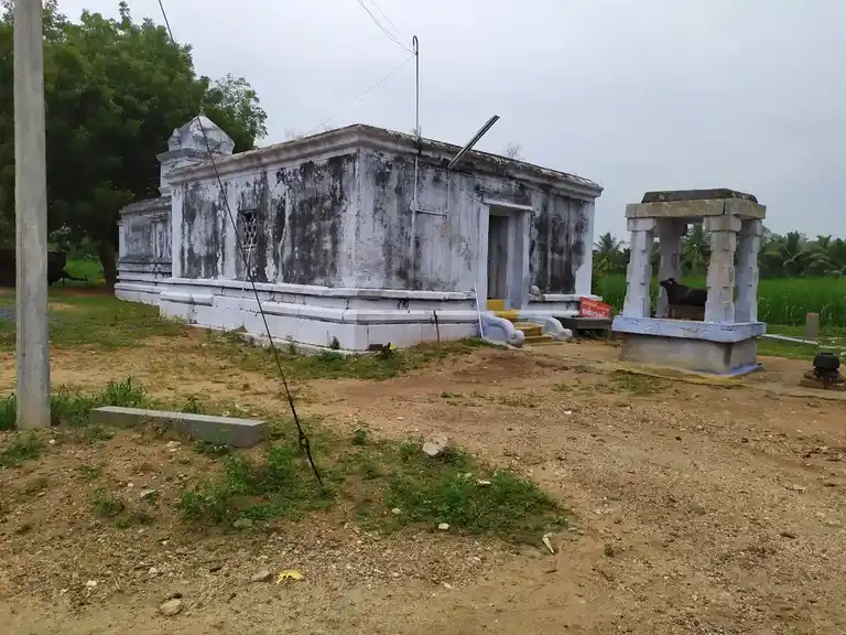 Arulmigu Pandeeshwarar Temple, Emapalli - 637214 Arulmigu Pandeeshwarar Temple, Emapalli - 637214, Namakkal - Ancient Temple Architecture and History Image 5