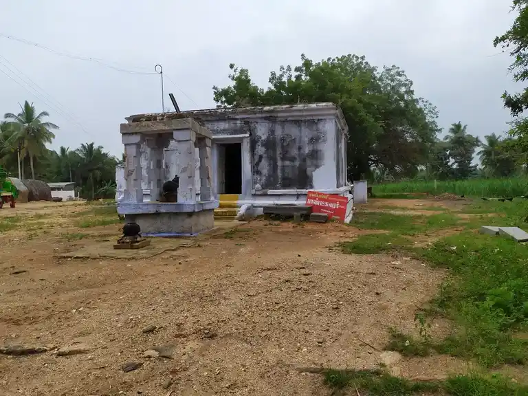 Arulmigu Pandeeshwarar Temple, Emapalli - 637214 Arulmigu Pandeeshwarar Temple, Emapalli - 637214, Namakkal - Ancient Temple Architecture and History Image 7
