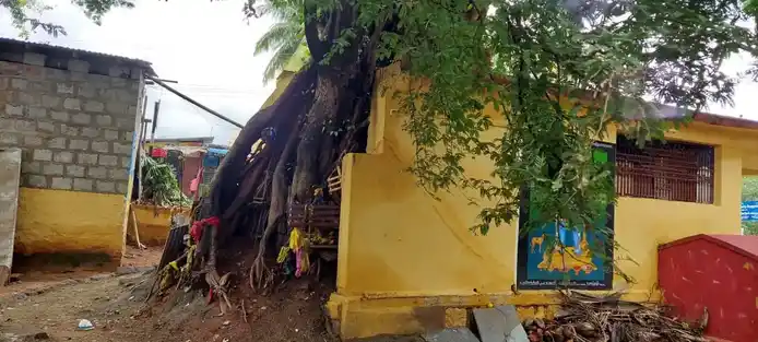 Arulmigu Pandi Muneeswarar Temple, Hanumanthanpatti - 625533 அருள்மிகு பாண்டி முனீஸ்வரர் திருக்கோயில், Hanumanthanpatti - 625533, Theni - Ancient Temple Architecture and History Image 4