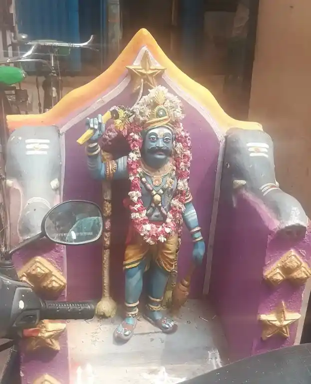 Arulmigu Pandi Muneeswarar Temple, Madurai - 625001 பாண்டிமுனீஸ்வரர் திருக்கோயில், Madurai - 625001, Madurai - Ancient Temple Architecture and History Image 2