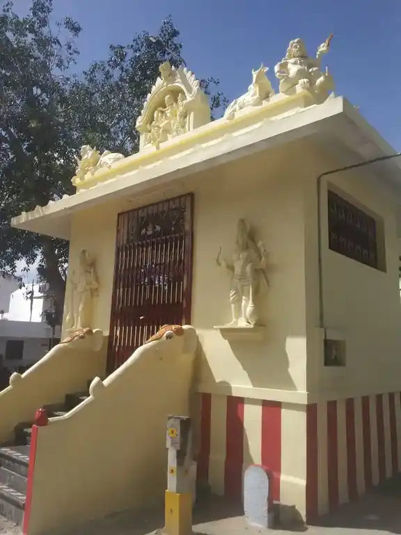 Arulmigu Pandi Vinayagar Temple, Sedapatti - 625527 அருள்மிகு பாண்டி விநாயகர் திருக்கோயில், Sedapatti - 625527, Madurai - Ancient Temple Architecture and History Image 4