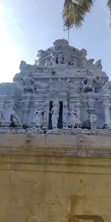 Arulmigu Panjanatheeswarar Temple, Ladapuram - 621121 அருள்மிகு பஞ்சநதீஸ்சுவரர் திருக்கோயில், Ladapuram - 621121, Perambalur - Ancient Temple Architecture and History Image 3