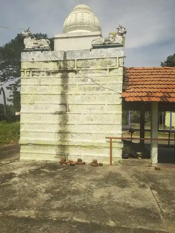 Arulmigu Panjapalli Parameshwarer Temple, Panjappalli - 636812 Arulmigu Panjapalli Parameshwarer Temple, Panjappalli - 636812, Dharmapuri - Ancient Temple Architecture and History Image 2