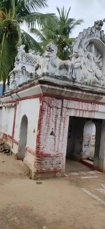 Arulmigu Papathiamman Temple, Kollakottay, Andiappanur - 635702 அருள்மிகு பாப்பாத்தியம்மன் திருக்கோயில், கொள்ளகொட்டாய், அண்டியப்பனுர் - 635702, Thirupathur - Ancient Temple Architecture and History Image 3
