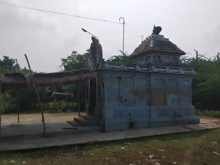 Arulmigu Paradesi Swamy And Subramaniyaswamy Temple, Kattur - 609109 Arulmigu Paradesi Swamy And Subramaniyaswamy Temple, Sirkali - 609109, Mayiladuthurai - Ancient Temple Architecture and History Image 2