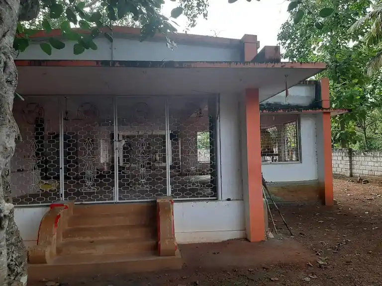 Arulmigu Paraman Temple, Pootraeti, Theruvukadai - 629157