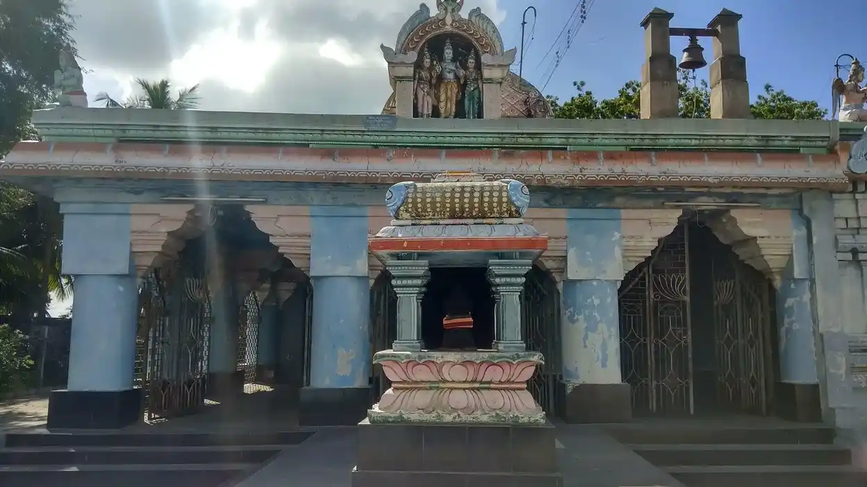Arulmigu Paramanatharamagobalaswamy Temple, Nallichery - 614206 அருள்மிகு பரசுராம ராஜகோபாலசுவாமி திருக்கோயில், Nallichery - 614206, Thanjavur - Ancient Temple Architecture and History Image 7