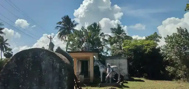 Arulmigu Paramanathasamy Temple, Puthur - 614711 Arulmigu Paramanathasamy Temple, Puthur - 614711, Nagapattinam - Ancient Temple Architecture and History Image 2