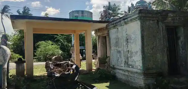 Arulmigu Paramanathasamy Temple, Puthur - 614711 Arulmigu Paramanathasamy Temple, Puthur - 614711, Nagapattinam - Ancient Temple Architecture and History Image 4