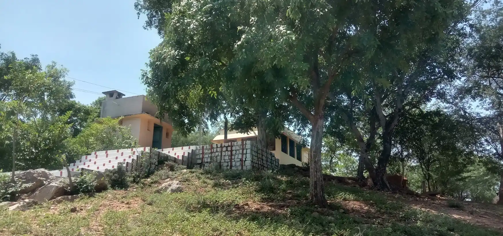 Arulmigu Paramasivan Temple, Silvarpatti - 625602 அருள்மிகு பரமேஸ்வரி திருக்கோயில், Silvarpatti - 625602, Theni - Ancient Temple Architecture and History Image 2