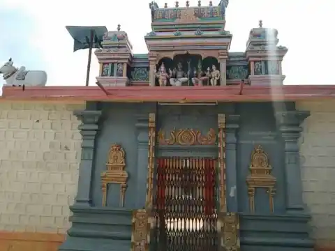 Arulmigu Paramasivan Temple, Sundakampalayam, Sundakampalayam - 638001 அருள்மிகு பரமசிவன் திருக்கோயில், Sundakampalayam, Gobichettaipalayam - 638001, Erode - Ancient Temple Architecture and History Image 4