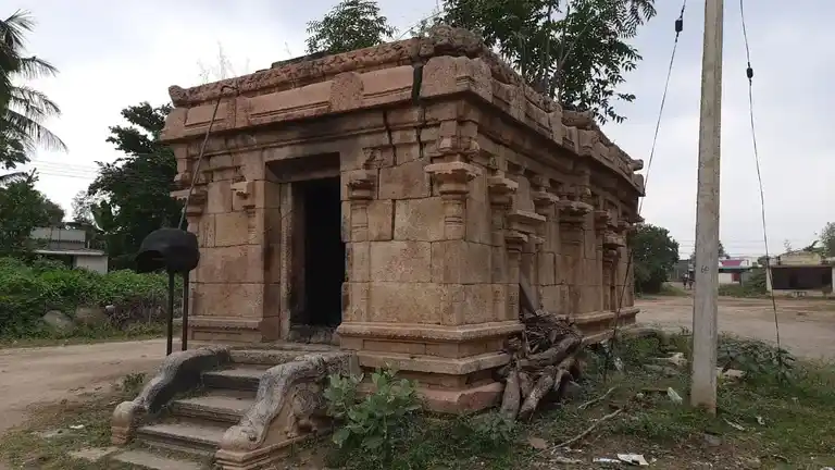 Arulmigu Paramavinayagar Temple, Amarakundhi - 636503 அருள்மிகு பரம விநாயகர் திருக்கோயில், Amarakundhi - 636503, Salem - Ancient Temple Architecture and History Image 3