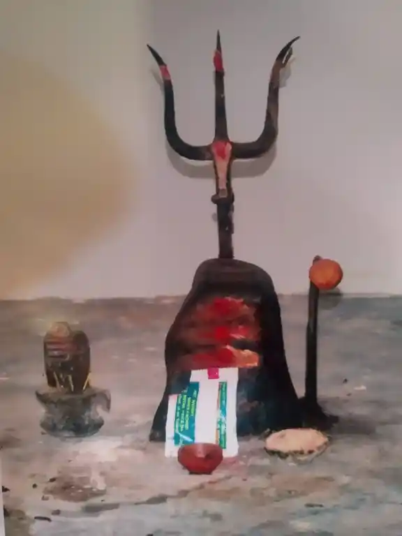 Arulmigu Parameshwarar Temple, Silamalai - 625528 அருள்மிகு பரமேஸ்வரர் திருக்கோயில், Silamalai - 625528, Theni - Ancient Temple Architecture and History Image 4