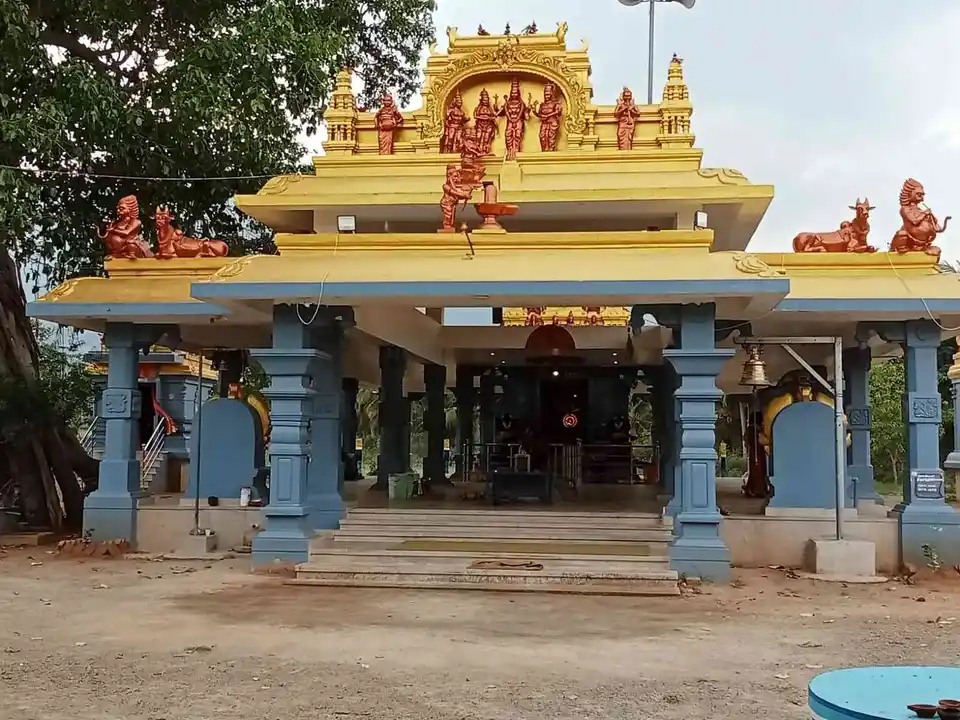 Arulmigu Parameshwaraswami Temple, Kannivadi - 624705 அருள்மிகு பரமேஸ்வரசாமி திருக்கோயில், Kannivadi - 624705, Dindigul - Ancient Temple Architecture and History Image 3