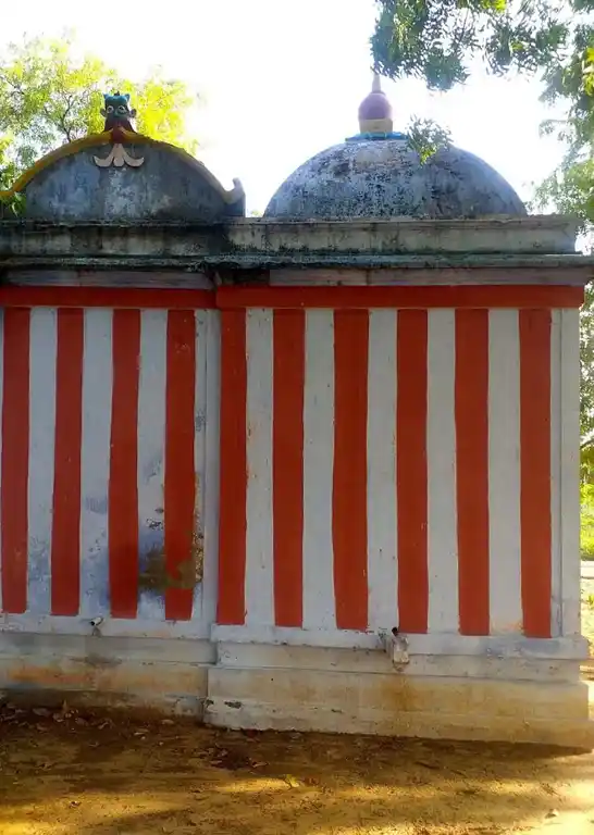 Arulmigu Parameshwari And Narayanasamy Temple, South Rajapathi - 628207 அருள்மிகு பரமேஸ்வரி மற்றும் நாராயணசாமி திருக்கோயில், South Rajapathi - 628207, Thoothukudi - Ancient Temple Architecture and History Image 2