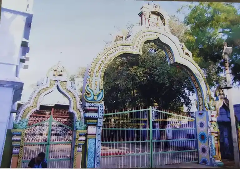 Arulmigu Parasakthi Mariamman Temple, Sundankulam - 626127 Arulmigu Parasakthi Mariamman Temple, Sundankulam - 626127, Virudhunagar - Ancient Temple Architecture and History Image 3