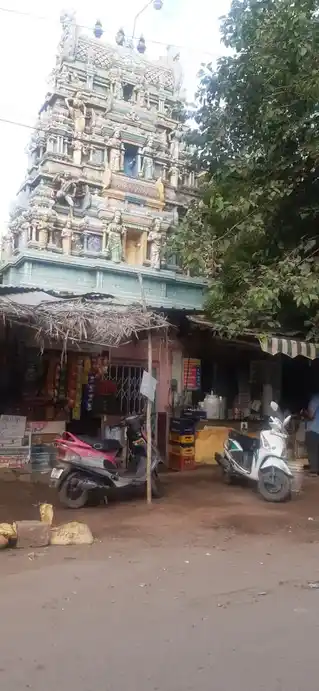 Arulmigu Pareeswara Swamy Temple, Near Thirumalainayakar Mahal, Madurai - 625001 Temple