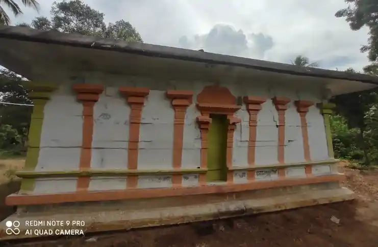 Arulmigu Parivardana Ramalingeswarar Temple, Inside The Village, Vadathillai - 602026 அருள்மிகு பரிவர்த்தன இராமலிங்கேஸ்வரர் திருக்கோயில், வடதில்லை, Vadathillai - 602026, Tiruvallur - Ancient Temple Architecture and History Image 7