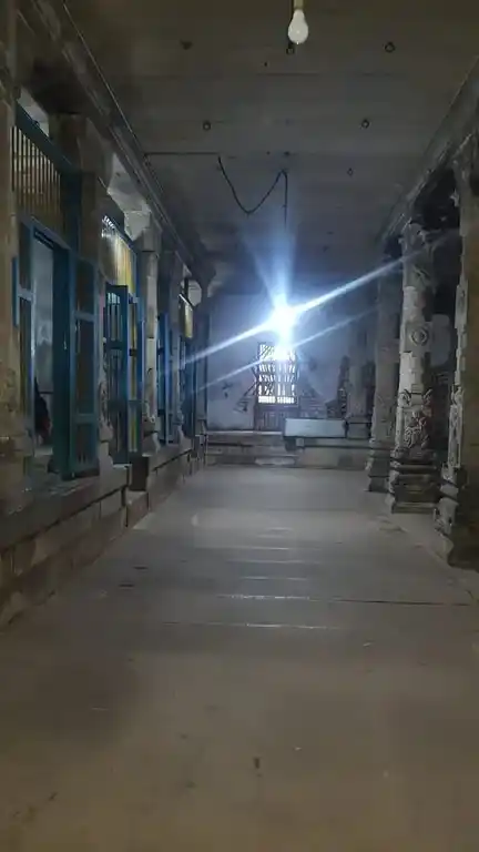 Arulmigu Pariya Maruntheeswarar Temple, Pariyamaruthupatti - 630405 Arulmigu Pariya Maruntheeswarar Temple, Pariyamaruthupatti - 630405, Sivagangai - Ancient Temple Architecture and History Image 4