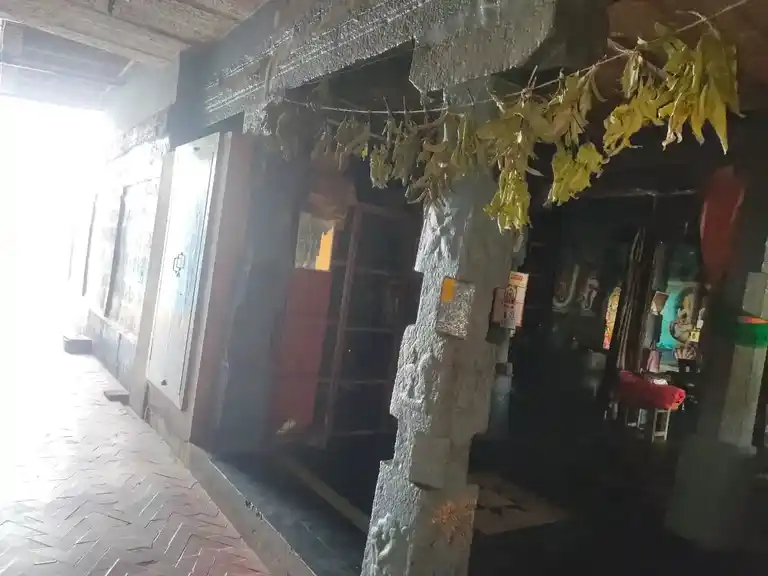 Arulmigu Parsanavenkatesaperumal Temple, Padhur - 606115 அருள்மிகு பிரசன்ன வெங்கடேசப்பெருமாள் திருக்கோயில், பாதூர் - 606115, Kallakurichi - Ancient Temple Architecture and History Image 3