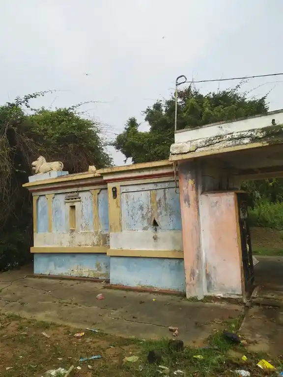 Arulmigu Parunthaliamman Temple, Near Lake View, Manallur - 601201