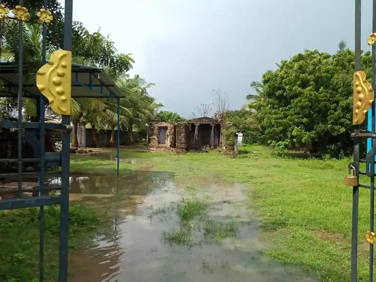 Arulmigu Parvadheeswarar Temple, Methur - 601204 அருள்மிகு பருவதீஸ்வரர் திருக்கோயில், மேத்தூர் - 601204, Tiruvallur - Ancient Temple Architecture and History Image 4