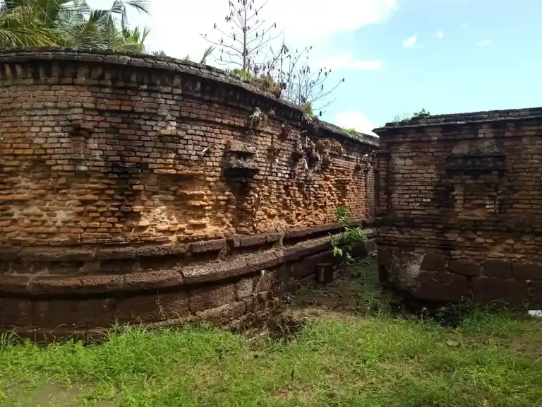 Arulmigu Parvadheeswarar Temple, Methur - 601204 அருள்மிகு பருவதீஸ்வரர் திருக்கோயில், மேத்தூர் - 601204, Tiruvallur - Ancient Temple Architecture and History Image 5