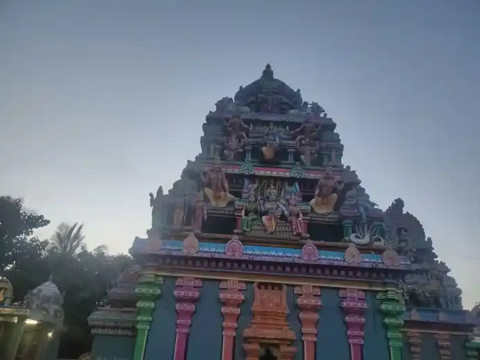 Arulmigu Parvatheeswarar Temple, Inside The Village,, Nallavadi - 602001 அருள்மிகு பர்வதீஸ்வரர் திருக்கோயில், Inside The Village,, Nallavadi - 602001, Tiruvallur - Ancient Temple Architecture and History Image 6