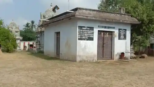 Arulmigu Parvatheswarar Temple, Kurumanagudi - 611105 Temple