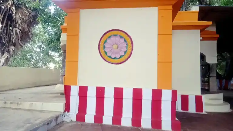 Arulmigu Pasungkili Ayyan Sastha Temple, Gopala Samuthiram - 627451 அருள்மிகு பசுங்கிளி அய்யன் சாஸ்தா திருக்கோயில், Gopala Samuthiram - 627451, Tirunelveli - Ancient Temple Architecture and History Image 3